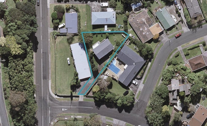 1 Nevada Drive, Merrilands, New Plymouth - Carousel 1
