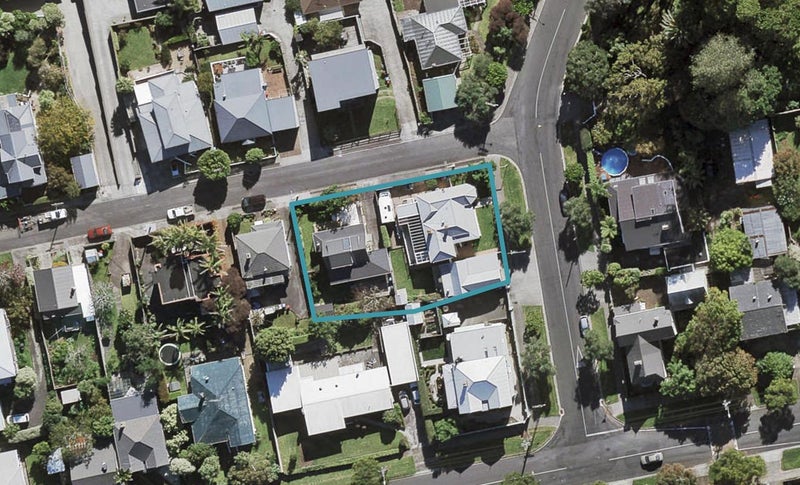 13 Jackson Street, Onehunga, Auckland - Carousel 1