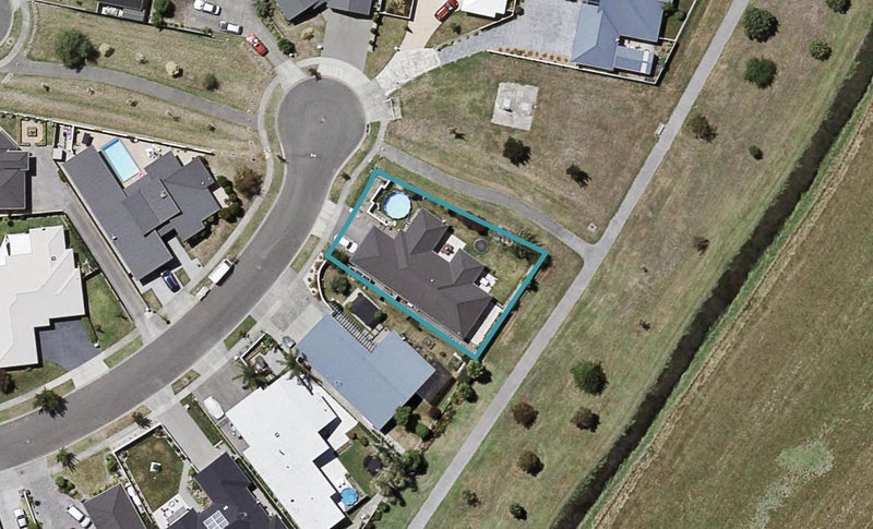 46 Pinotage Drive, Greenmeadows, Napier - Carousel 1
