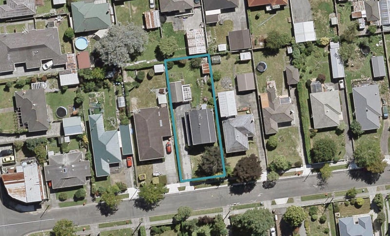 52 Oxford Crescent, Ebdentown, Upper Hutt - Carousel 1