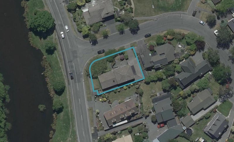 58 Lake Terrace Road, Burwood, Christchurch - Carousel 1