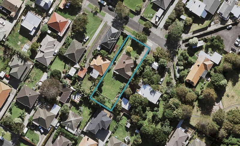 13 Harwood Street, Sandringham, Auckland - Carousel 1
