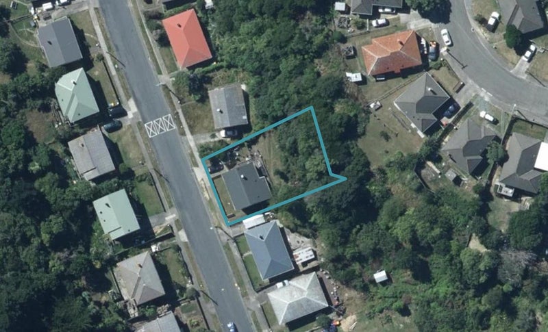 202 Sievers Grove, Cannons Creek, Porirua - Carousel 1