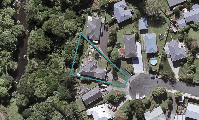 10 Lambton Terrace, Welbourn, New Plymouth - Carousel 1