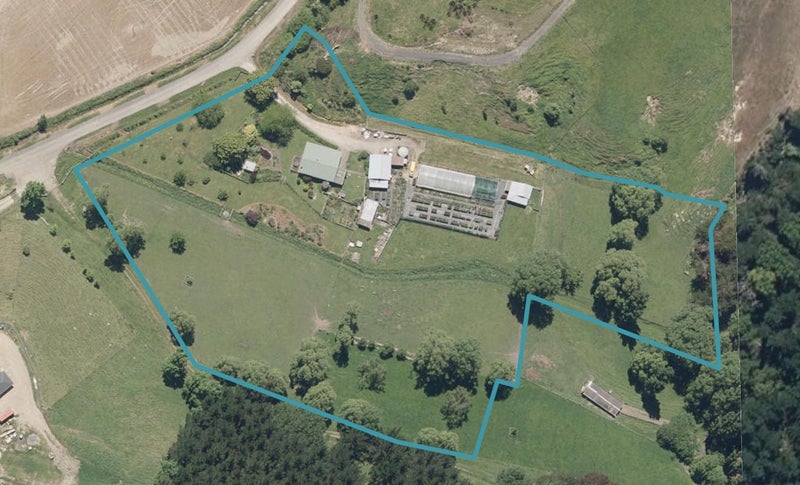 70 Kaukatea Valley Road, Whanganui - Carousel 1