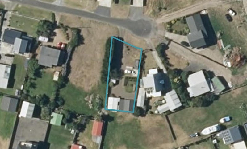58 Shortt Street, Foxton Beach, Foxton - Carousel 1