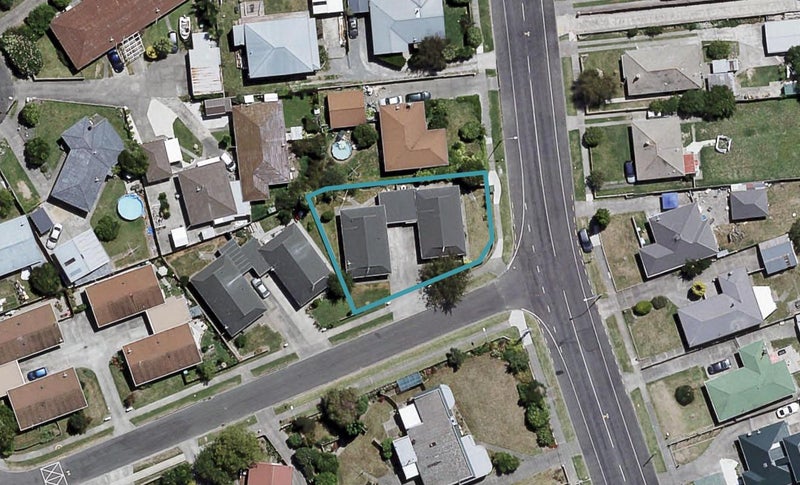 2/2 Ted Harpur Place, Onekawa, Napier - Carousel 1