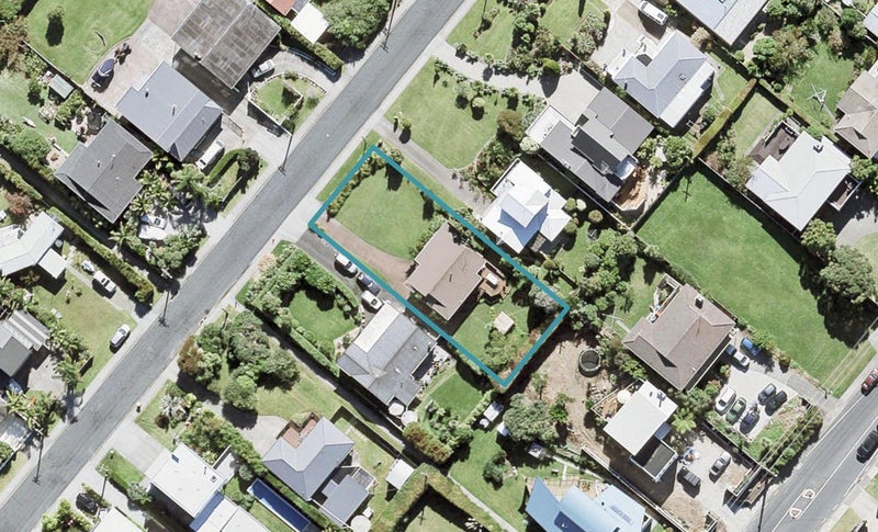 25 De Luen Avenue, Tindalls Beach, Whangaparaoa - Carousel 1