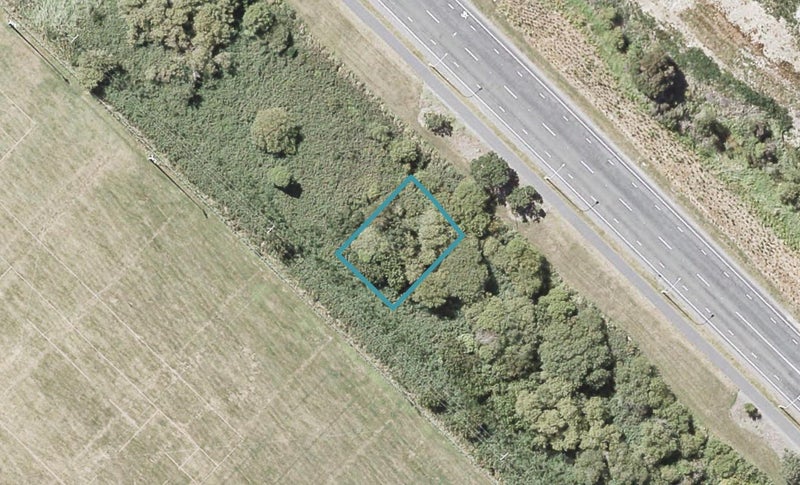34 Harry Martin Lane, Wainuiomata, Lower Hutt - Carousel 1