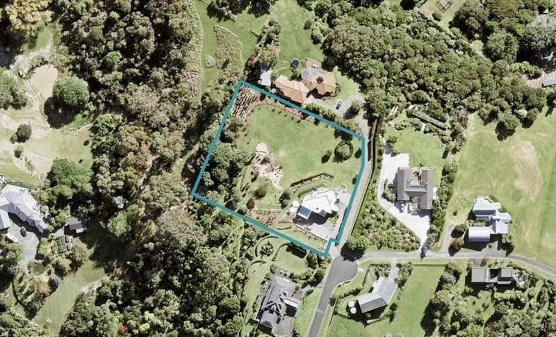 17 Kotare Place, Sandspit, Warkworth - Carousel 1