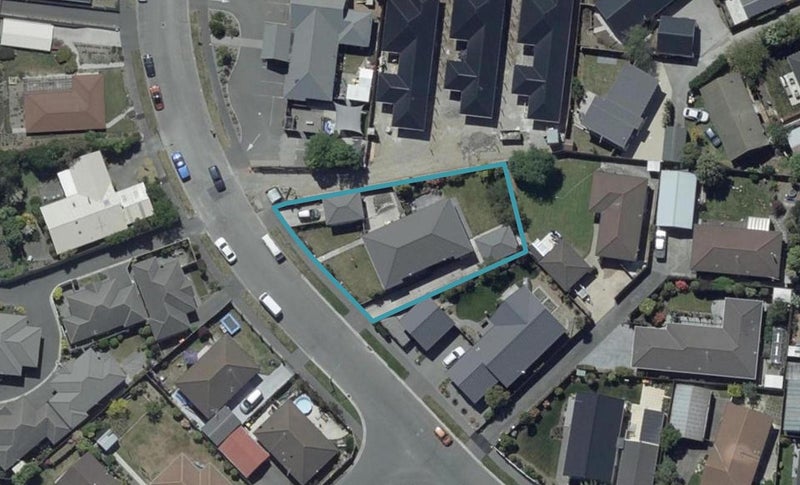 2/77 Vivian Street, Burwood, Christchurch - Carousel 1