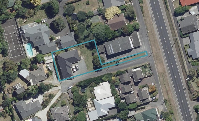 631 Grey Street, Hamilton East, Hamilton - Carousel 1