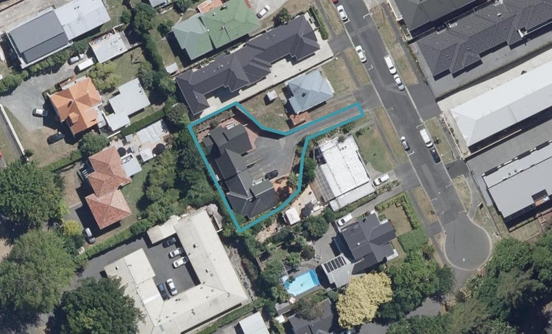 24A Manning Street, Hamilton Central, Hamilton - Carousel 1