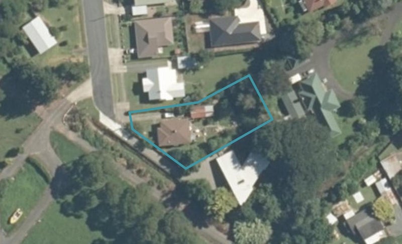 2 Farmer Street, Te Aroha, Te Aroha - Carousel 1