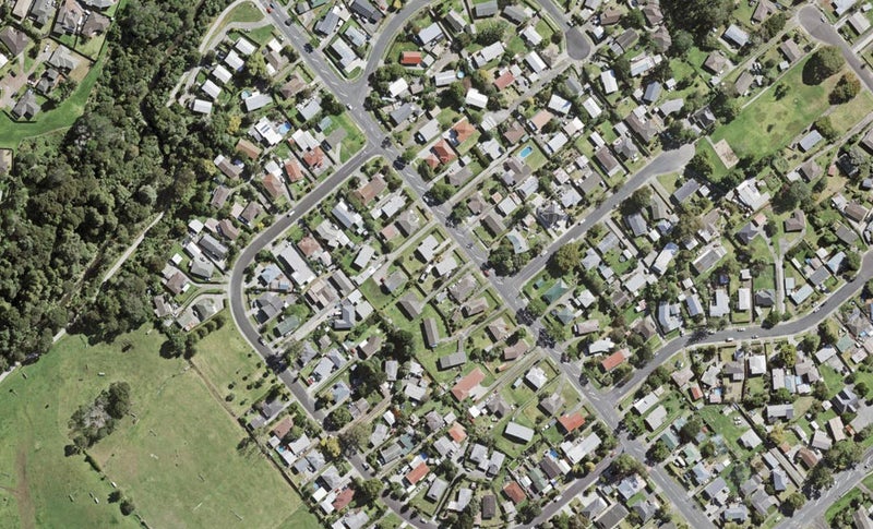 53 Riwai Lane, Henderson, Auckland - Carousel 1