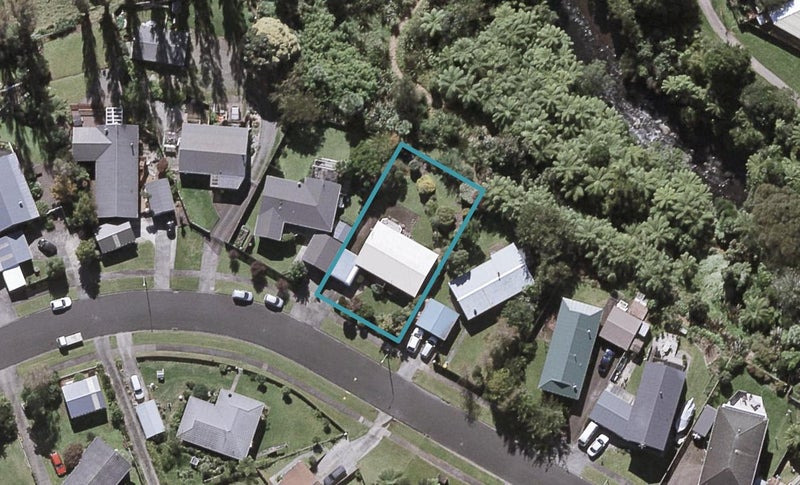 14 Salcombe Terrace, Welbourn, New Plymouth - Carousel 1
