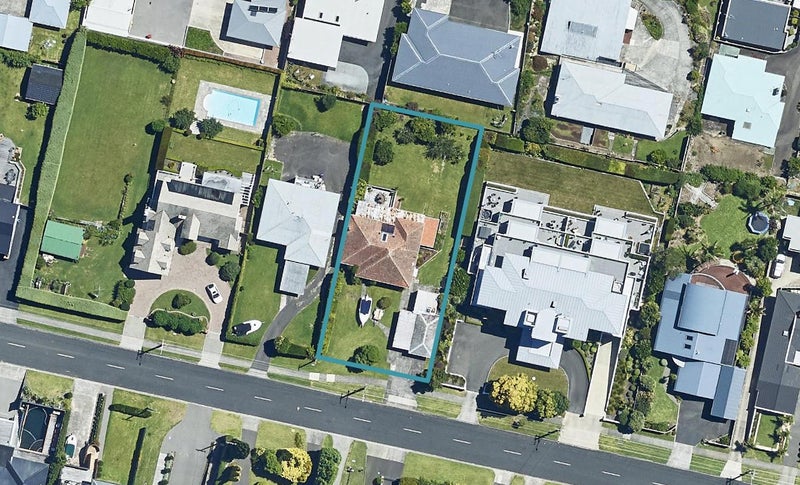 14 Pillans Road, Otumoetai, Tauranga - Carousel 1