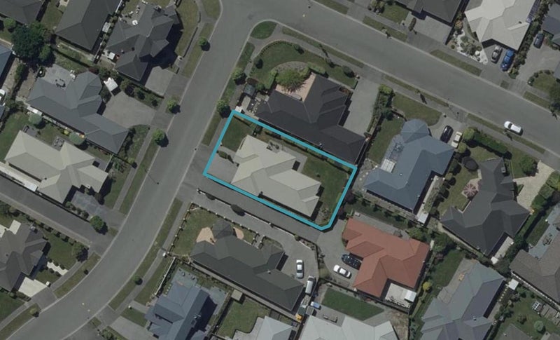 24 Cassinia Gardens, Aidanfield, Christchurch - Carousel 1