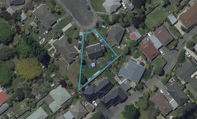 7 Holcombe Place, Somerfield, Christchurch - Carousel 1