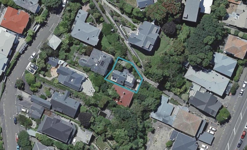 33A Rawhiti Terrace, Kelburn, Wellington - Carousel 1