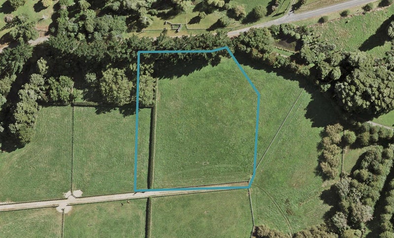 30 Norfolk King Drive, Pukekohe - Carousel 1