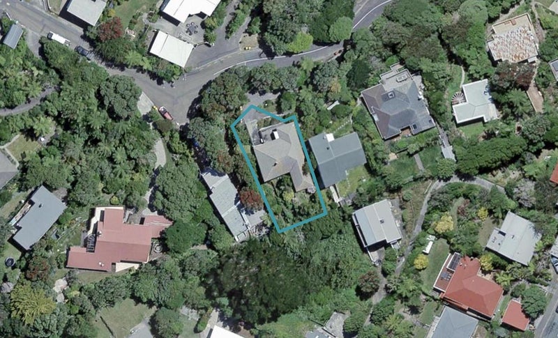 131 Donald Street, Karori, Wellington - Carousel 1