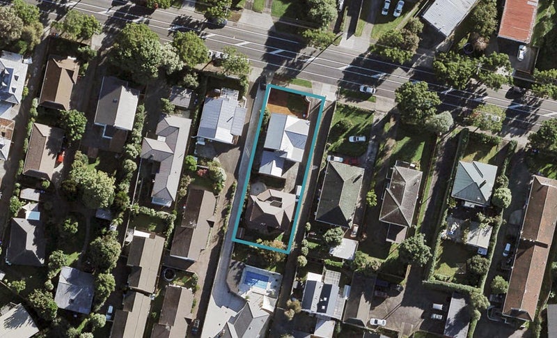 100A Owairaka Avenue, Mount Albert, Auckland - Carousel 1