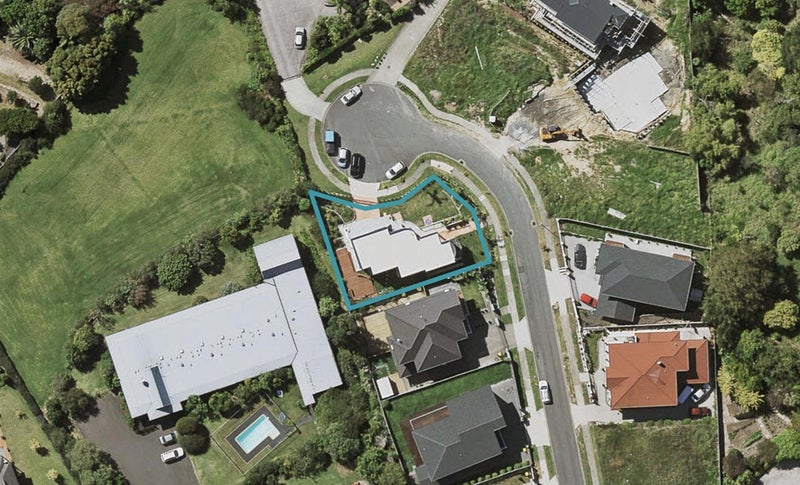 8 Bartells Drive, Goodwood Heights, Auckland - Carousel 1