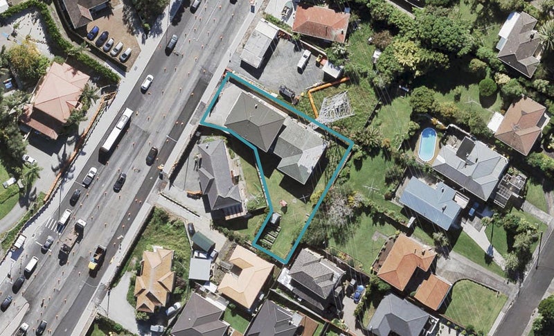 249 Te Atatu Road, Te Atatū South, Auckland - Carousel 1