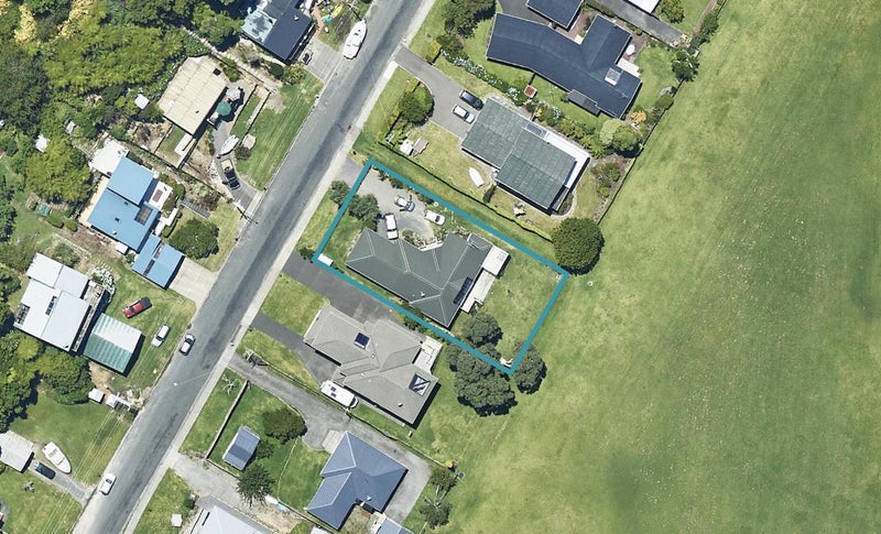 22 HARBOUR VIEW ROAD, Omokoroa, Western Bay Of Plenty - Carousel 1