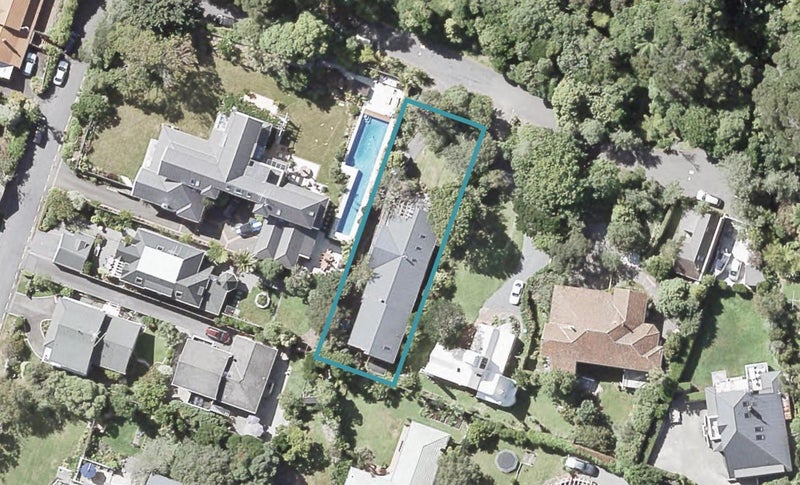 11 Kereru Road, Days Bay, Lower Hutt - Carousel 1
