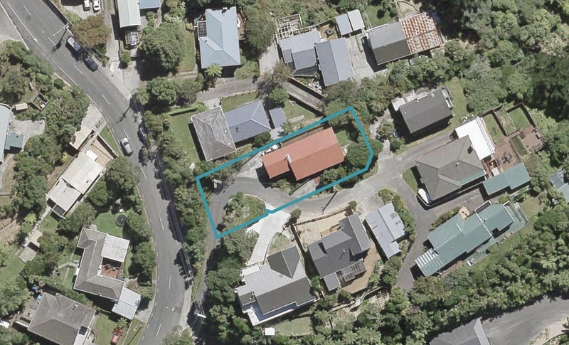 96 Normandale Road, Normandale, Lower Hutt - Carousel 1