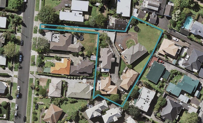 13 Temple Street, Meadowbank, Auckland - Carousel 1