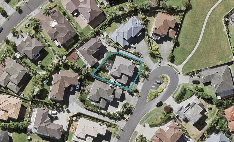 22 Rosses Place, Pinehill, Auckland - Carousel 1