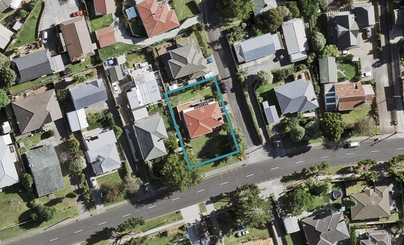 37 Clark Road, Pahurehure, Papakura - Carousel 1