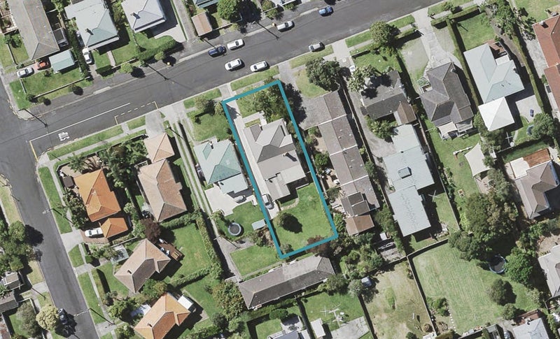 13 Kawerau Avenue, Devonport, Auckland - Carousel 1