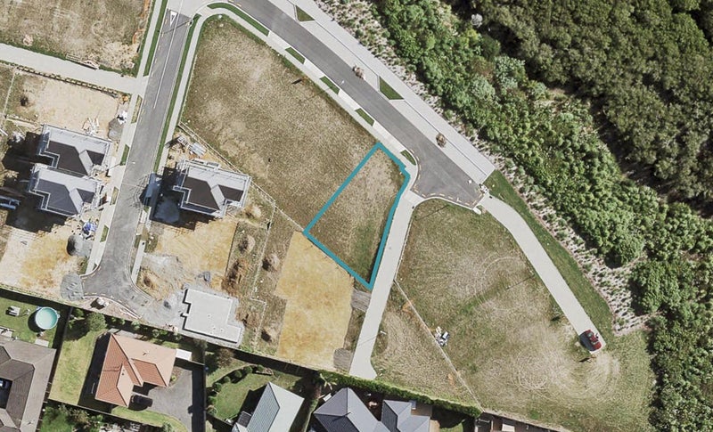 71 Becker Drive, Weymouth, Auckland - Carousel 1