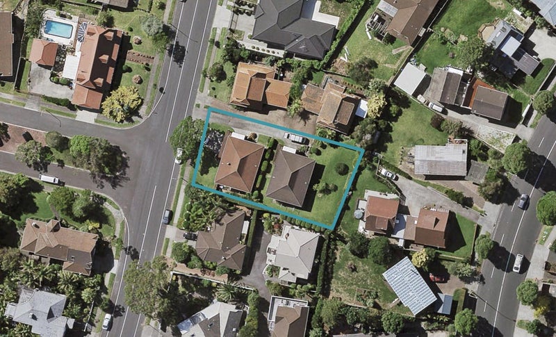 2/146 Norman Lesser Drive, St Johns, Auckland - Carousel 1
