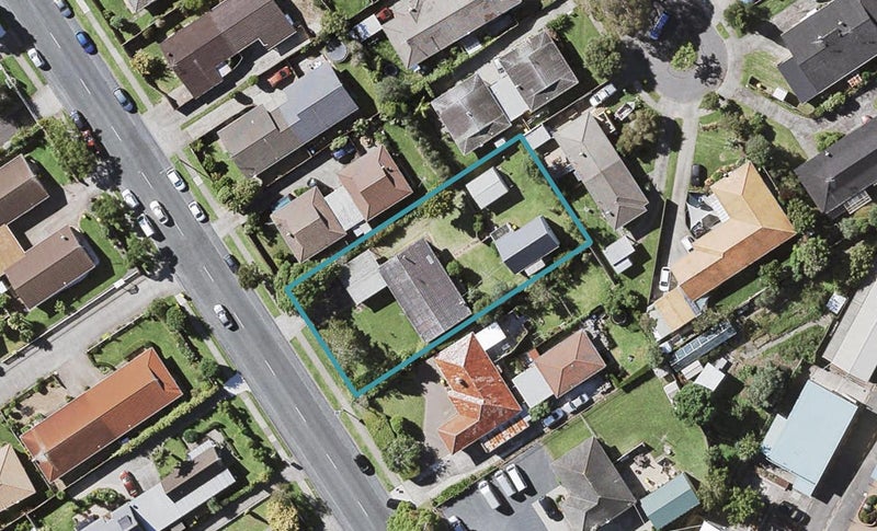 174 Pigeon Mountain Road, Half Moon Bay, Auckland - Carousel 1