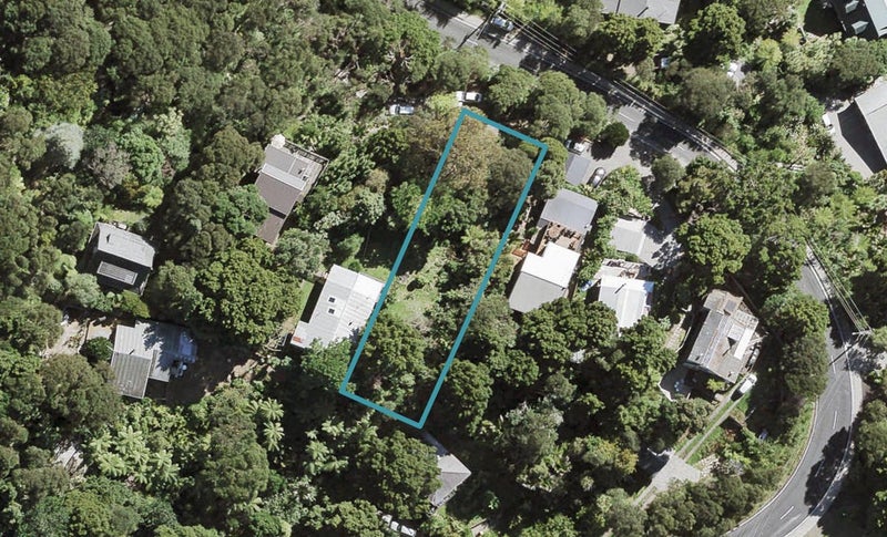 61 Laingholm Drive, Laingholm, Auckland - Carousel 1
