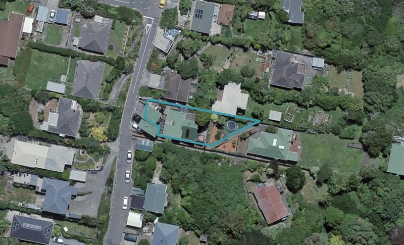 27 Prospect Terrace, Johnsonville, Wellington - Carousel 1