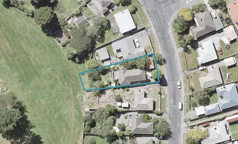 84 Wood Street, Wainuiomata, Lower Hutt - Carousel 1