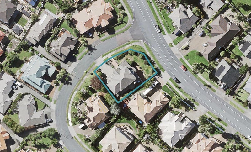 2 TUMBRIDGE PL, Somerville, Manukau - Carousel 1