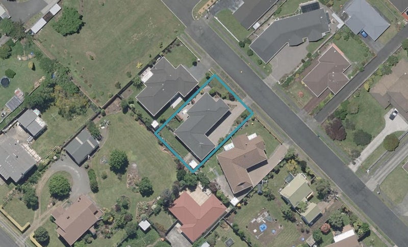 11 Nathan Street, Springvale, Whanganui - Carousel 1