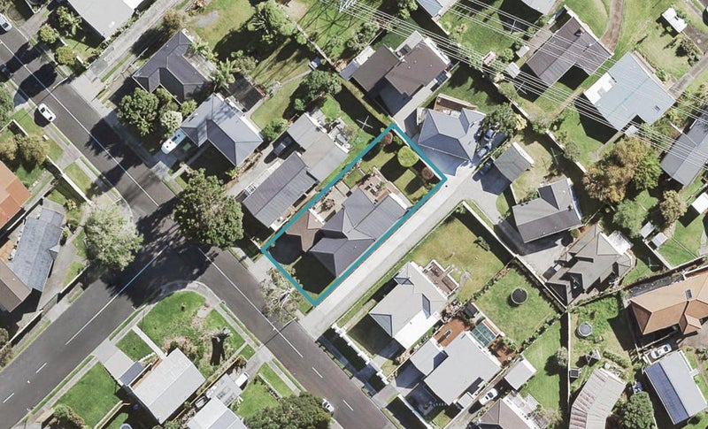 179 Halsey Drive, Lynfield, Auckland - Carousel 1