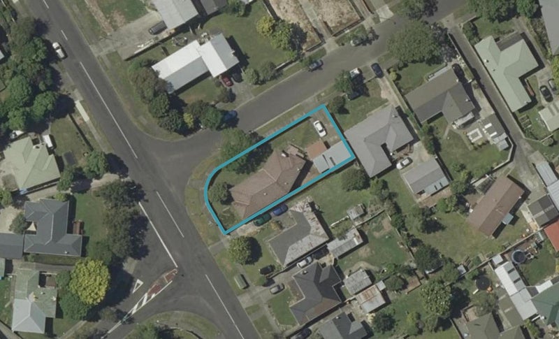 2 Snowdon Avenue, Terrace End, Palmerston North - Carousel 1