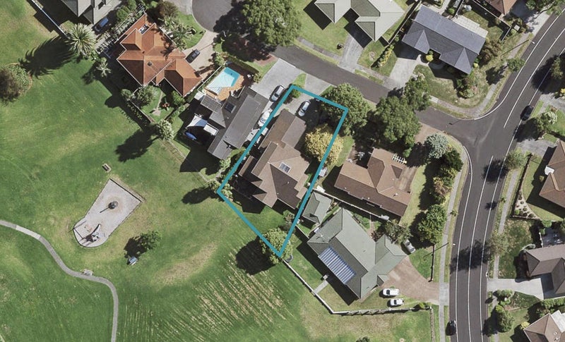 4 Adios Place, Conifer Grove, Takanini - Carousel 1