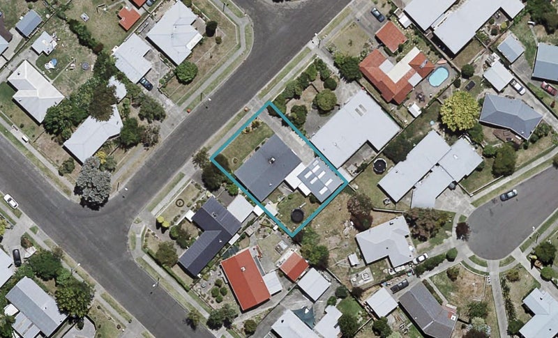 29 Skerrett Crescent, Tamatea, Napier - Carousel 1