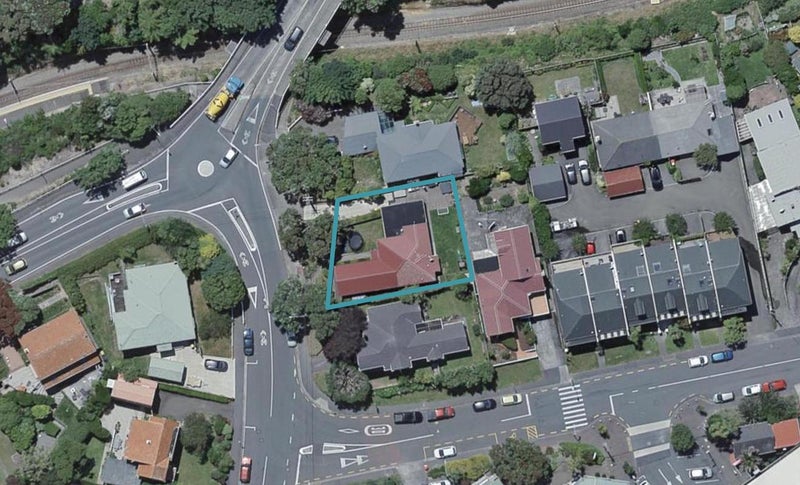 3 Nicholson Road, Khandallah, Wellington - Carousel 1