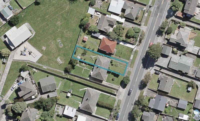 363 Waiwhetu Road, Fairfield, Lower Hutt - Carousel 1